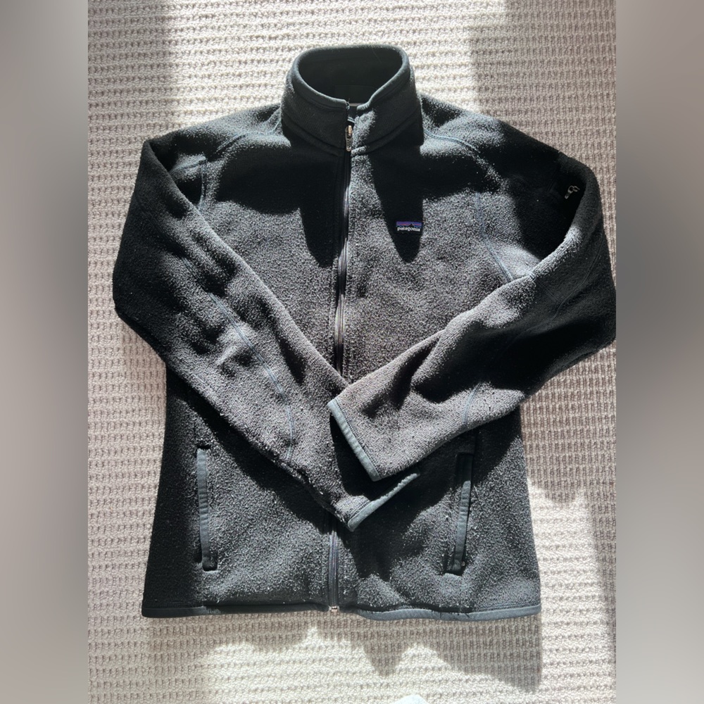 black patagonia better sweater